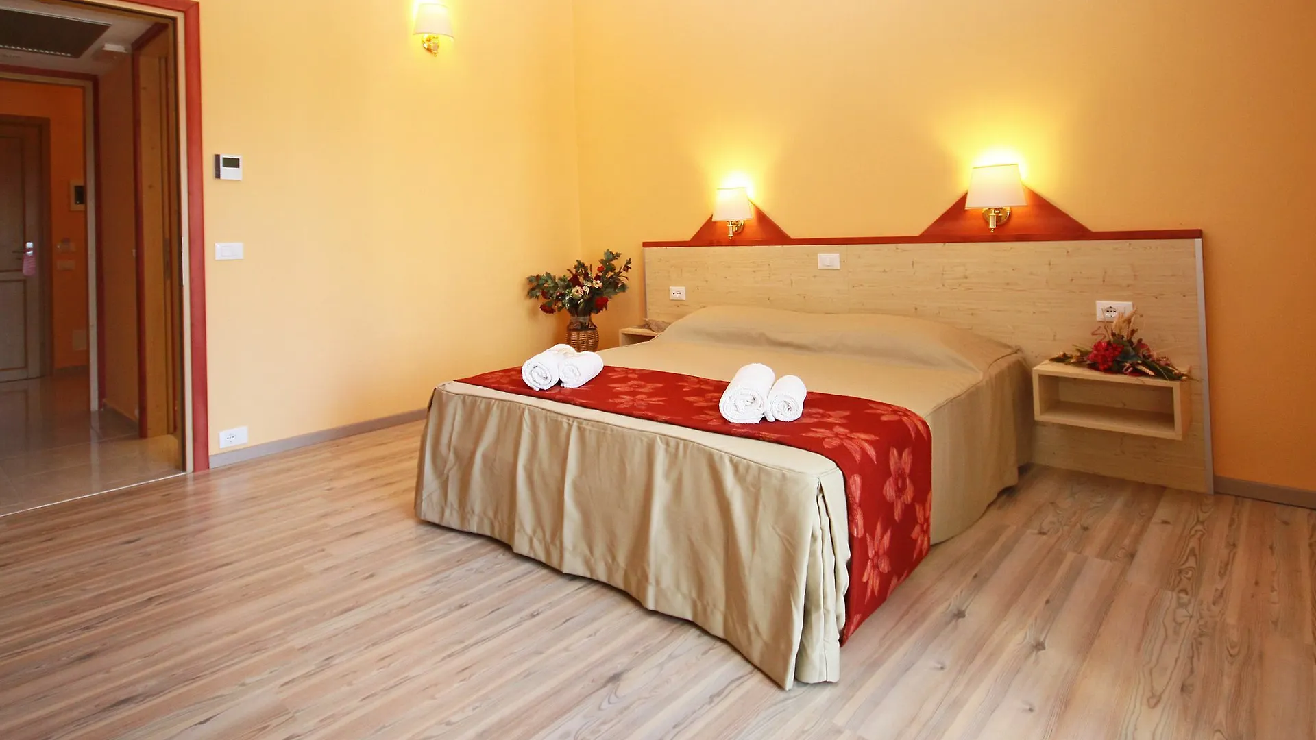 Ta 2 Pefka Hotel Sithonia 4*,  Grecia